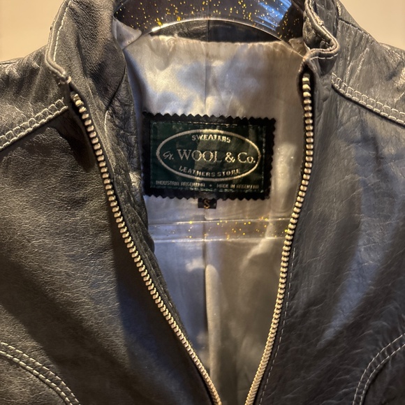 Vintage leather jacket - Picture 2 of 3